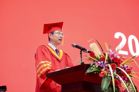 2019年苏州大学网红校长毕业致辞说说